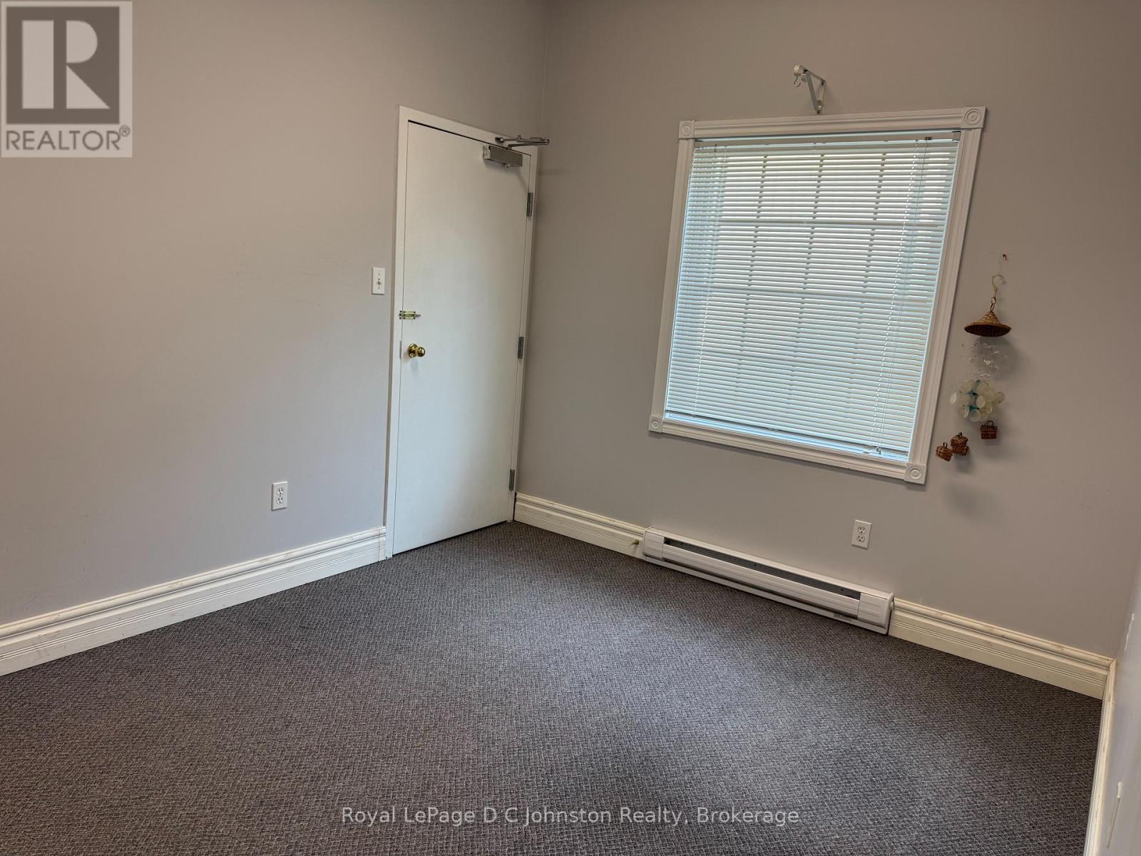 140 High Street, Saugeen Shores, Ontario  N0H 2L0 - Photo 11 - X12194396