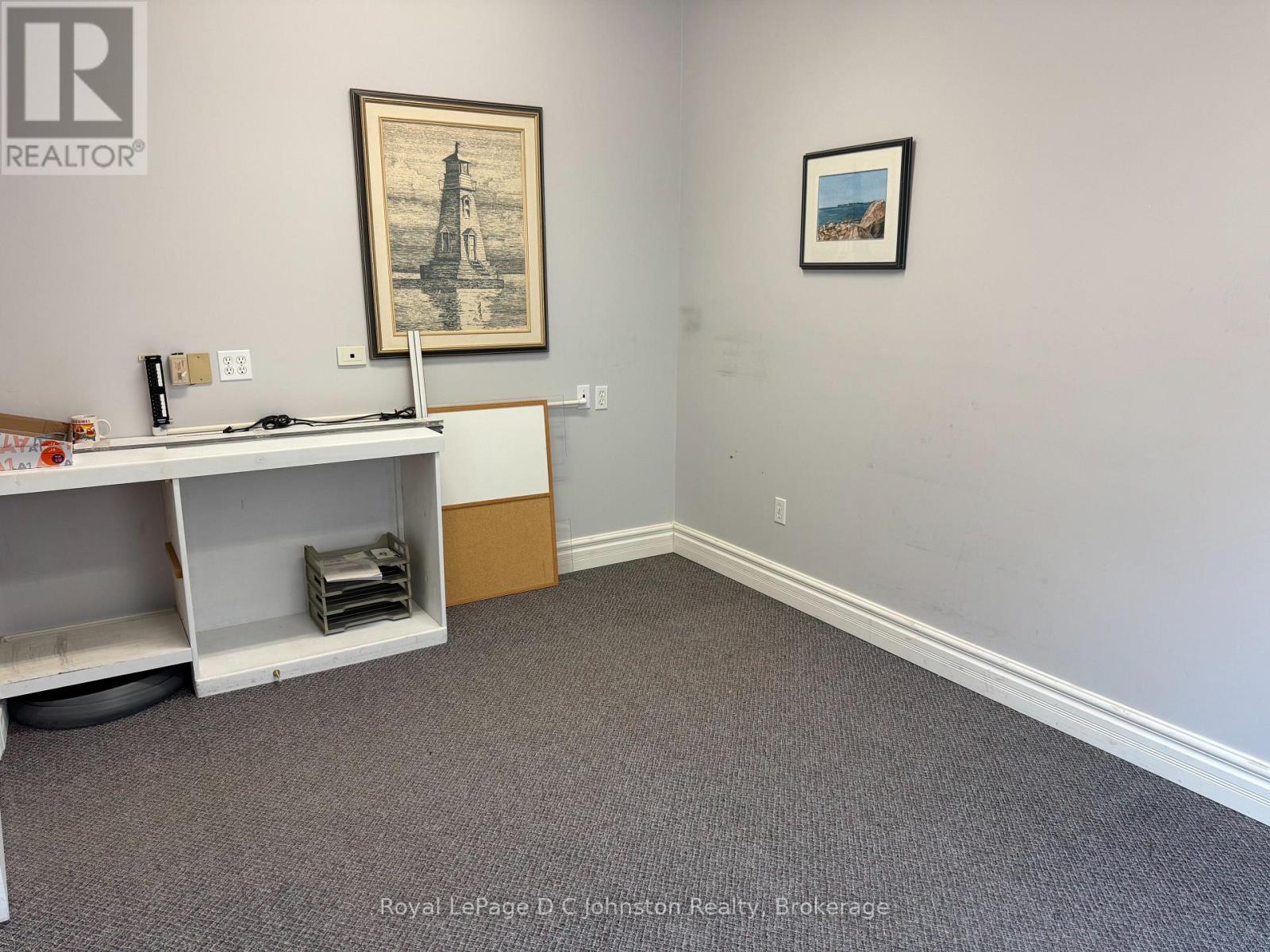 140 High Street, Saugeen Shores, Ontario  N0H 2L0 - Photo 12 - X12194396