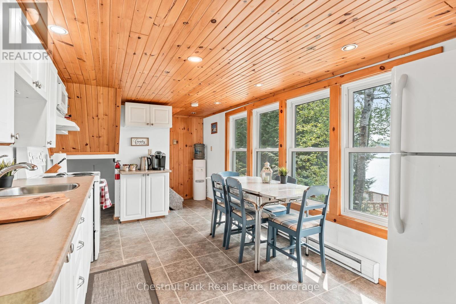 1089 Thumb Creek Trail, Algonquin Highlands, Ontario  P0A 1H0 - Photo 19 - X12194407
