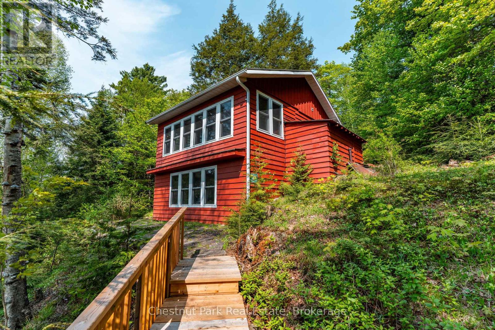 1089 Thumb Creek Trail, Algonquin Highlands, Ontario  P0A 1H0 - Photo 28 - X12194407