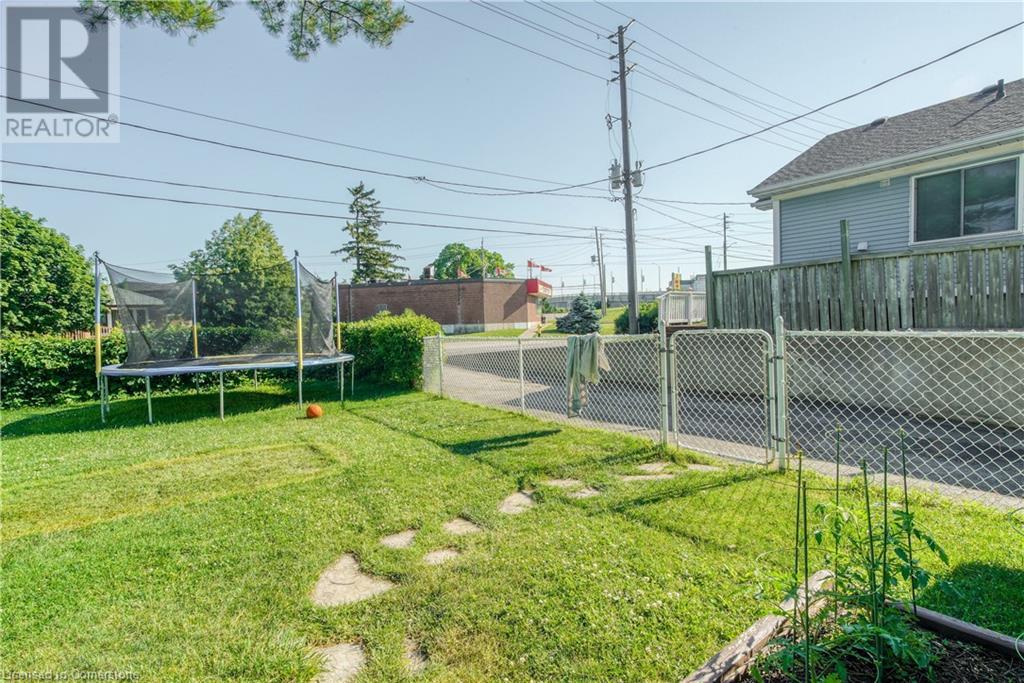 13 Brooklyne Road, Cambridge, Ontario  N1R 1C4 - Photo 28 - 40736930
