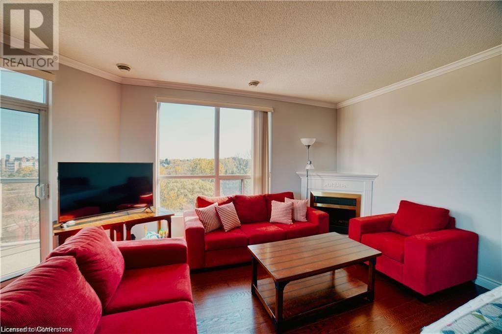 255 Keats Way Unit# 702, Waterloo, Ontario  N2L 6N6 - Photo 7 - 40735854