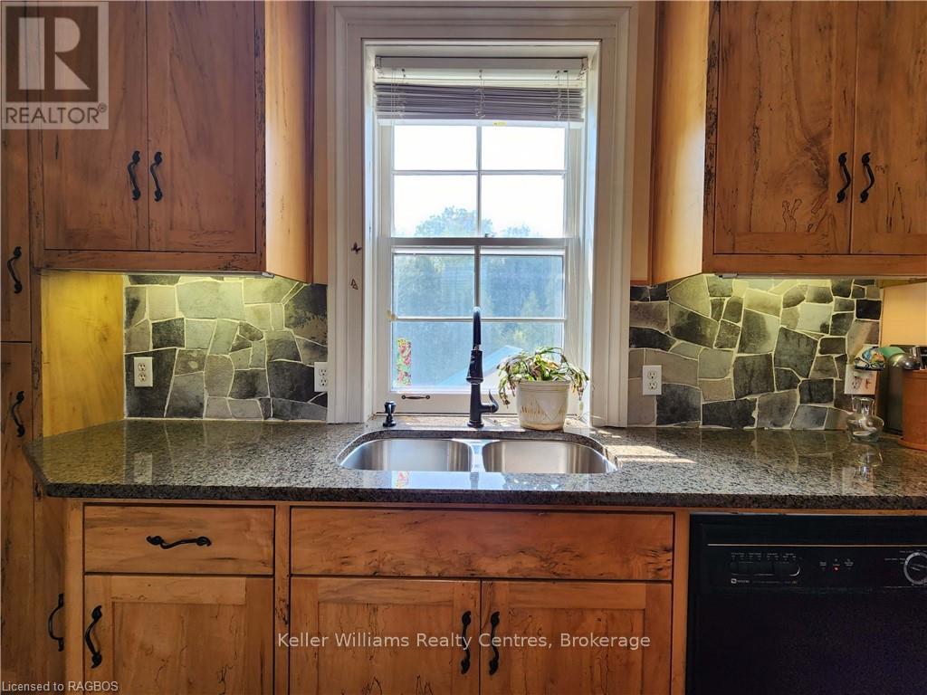 (West Side) - Part Of 484 Carlisle Street, Saugeen Shores, Ontario  N0H 2L0 - Photo 34 - X12194452