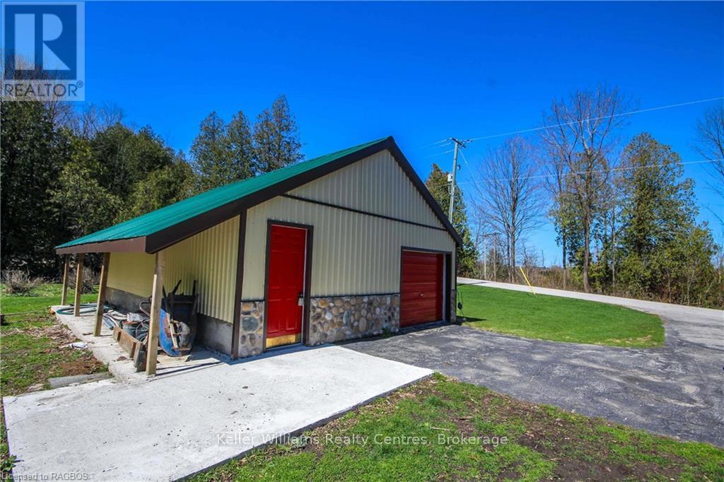 (West Side) - Part Of 484 Carlisle Street, Saugeen Shores, Ontario  N0H 2L0 - Photo 7 - X12194452