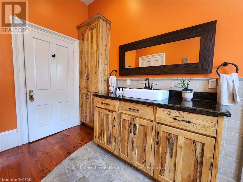484 Carlisle Street, Saugeen Shores, Ontario  N0H 2L0 - Photo 21 - X12194456
