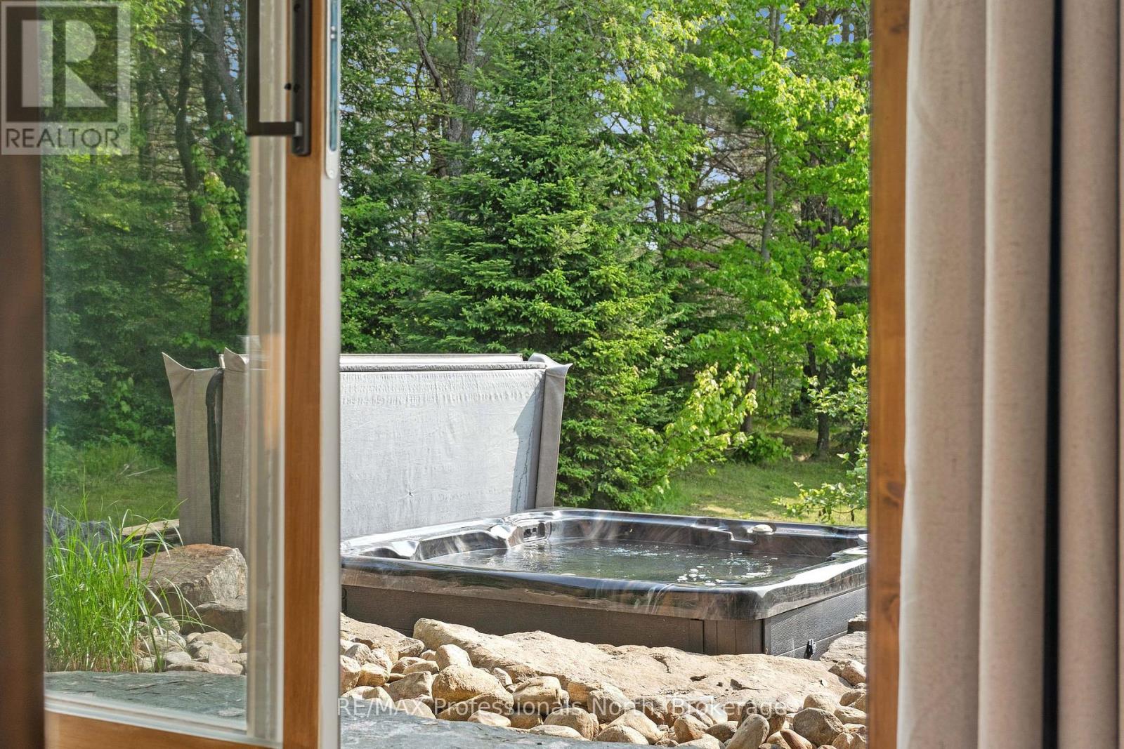 203 Bonnell Road, Bracebridge, Ontario  P1L 0M1 - Photo 34 - X12194484