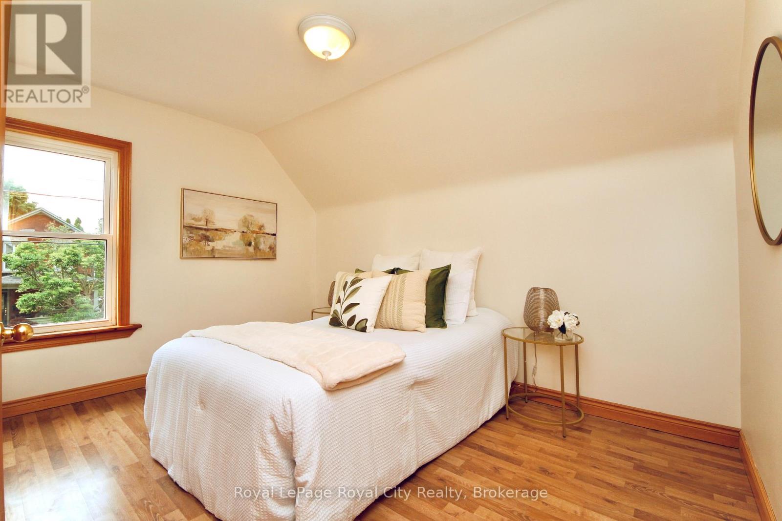 42 Ontario Street, Guelph, Ontario  N1E 3B1 - Photo 18 - X12194510