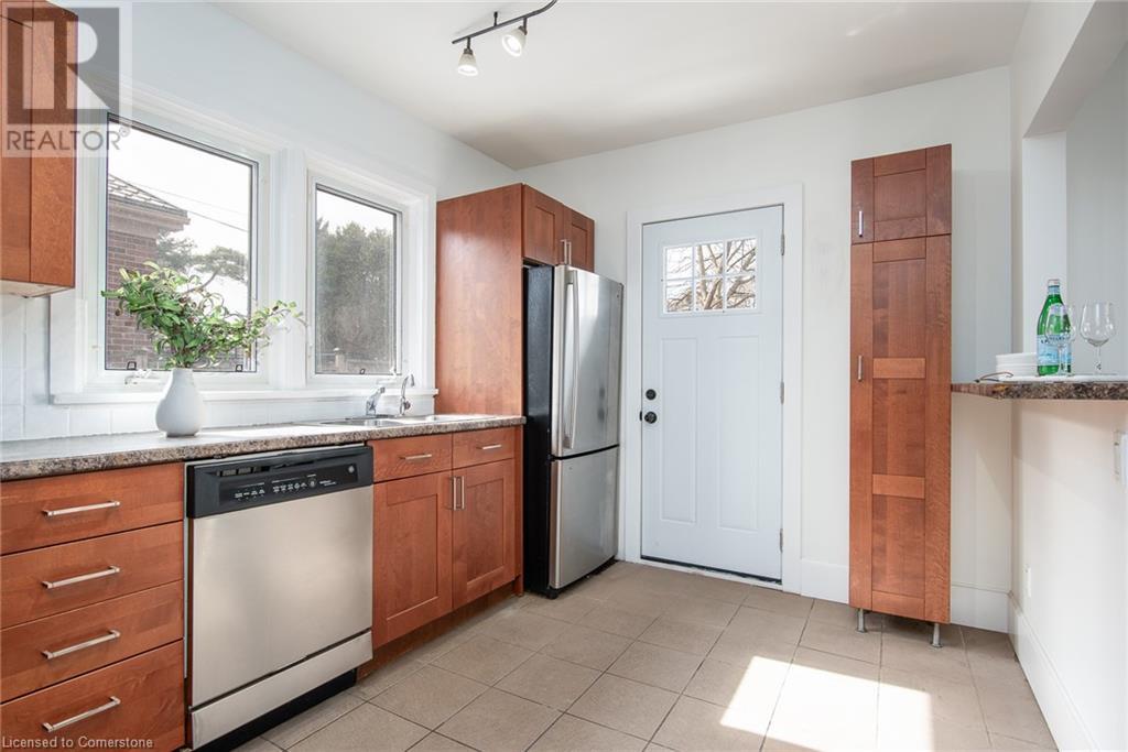 461 Nyberg Street, Kitchener, Ontario  N2G 2Z2 - Photo 17 - 40737207