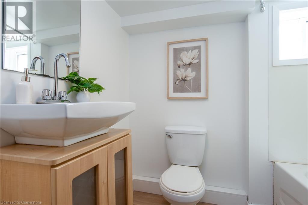 461 Nyberg Street, Kitchener, Ontario  N2G 2Z2 - Photo 30 - 40737207