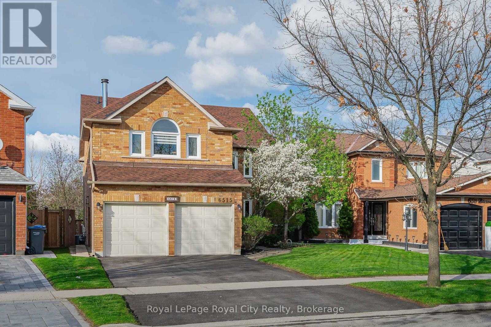 6515 Alderwood Trail, Mississauga, Ontario  L5N 6W5 - Photo 3 - W12194597