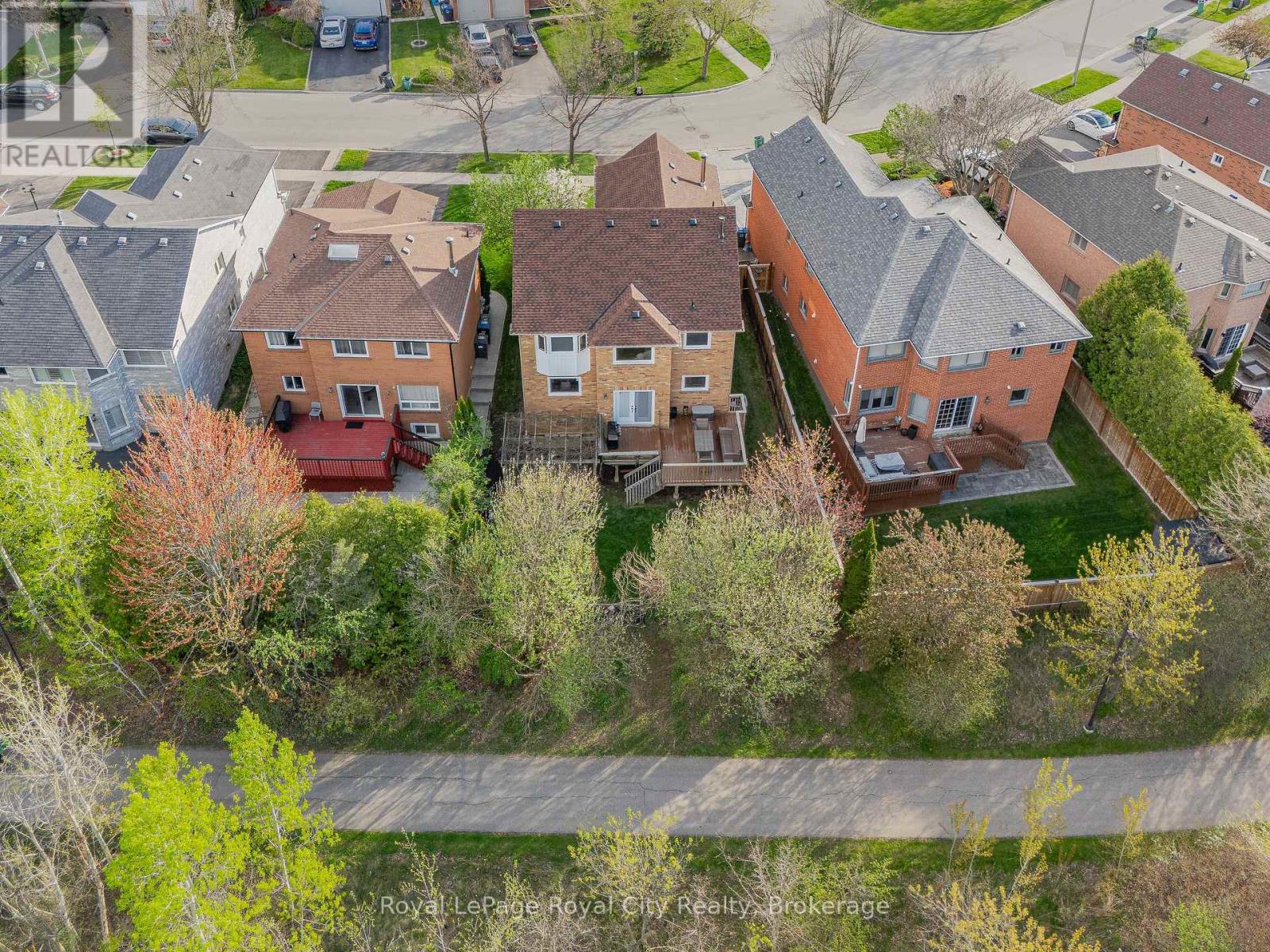 6515 Alderwood Trail, Mississauga, Ontario  L5N 6W5 - Photo 47 - W12194597