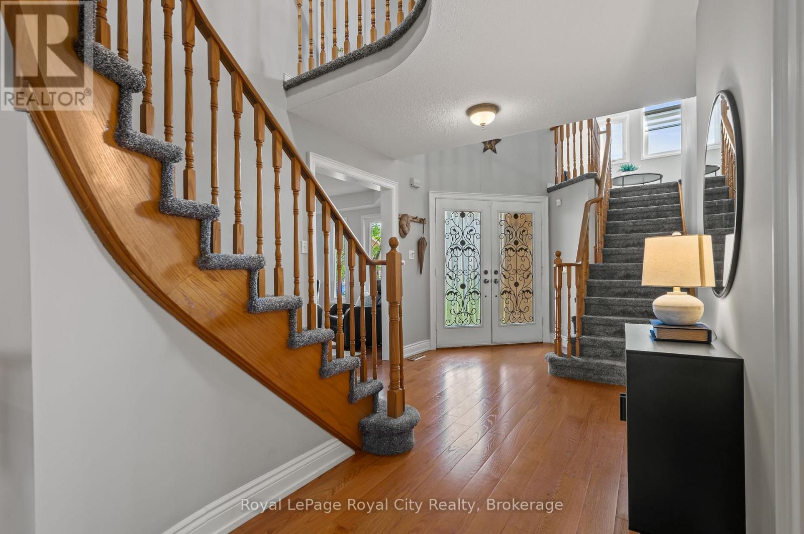 6515 Alderwood Trail, Mississauga, Ontario  L5N 6W5 - Photo 6 - W12194597