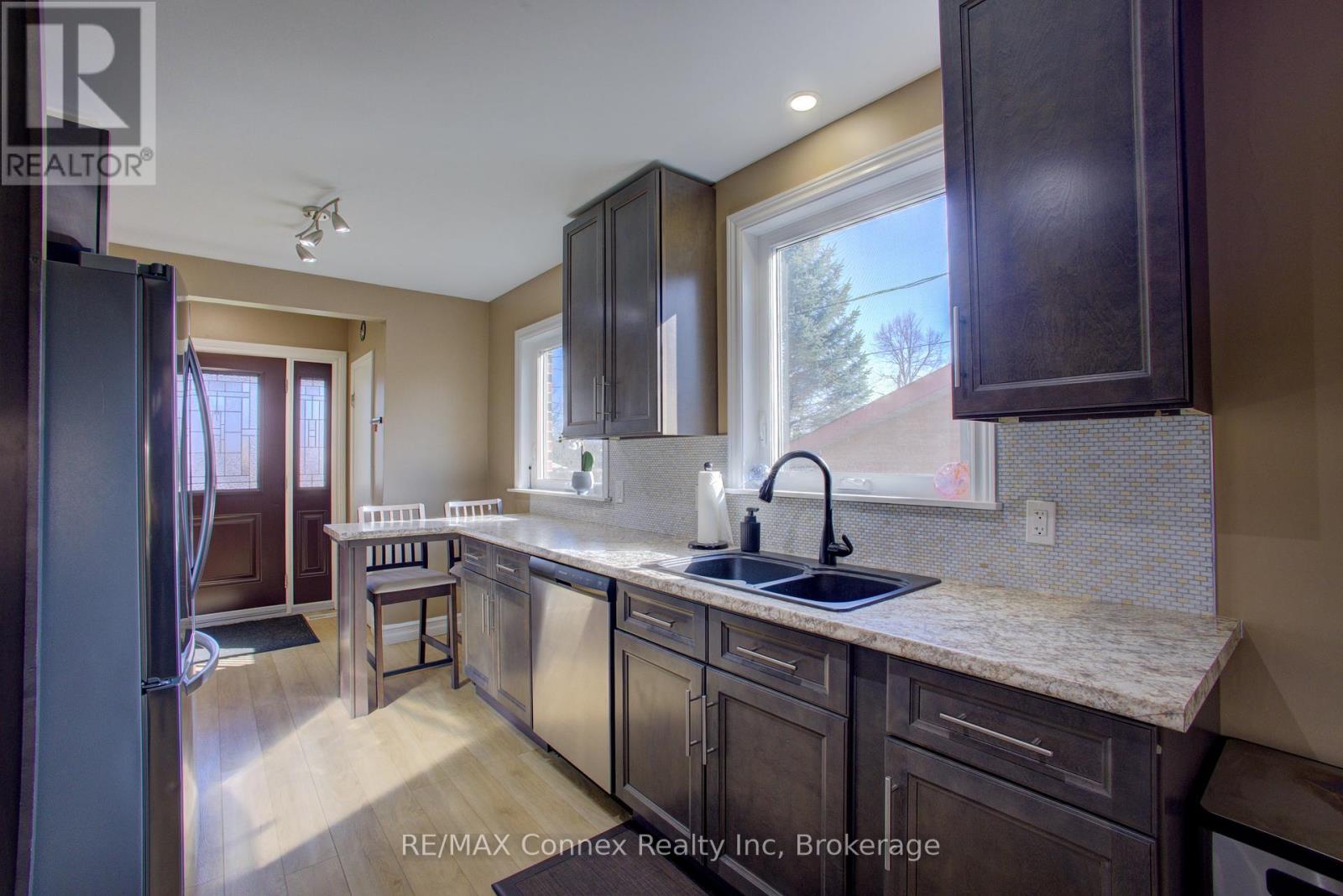 20 Laverne Avenue, Guelph, Ontario  N1E 1Z1 - Photo 11 - X12194567