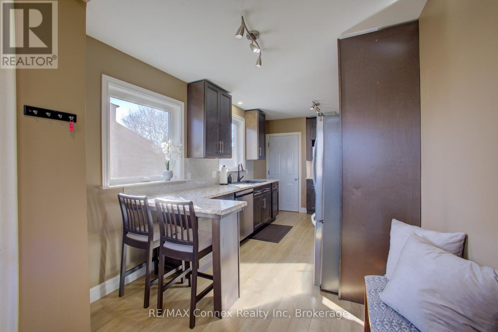 20 Laverne Avenue, Guelph, Ontario  N1E 1Z1 - Photo 9 - X12194567