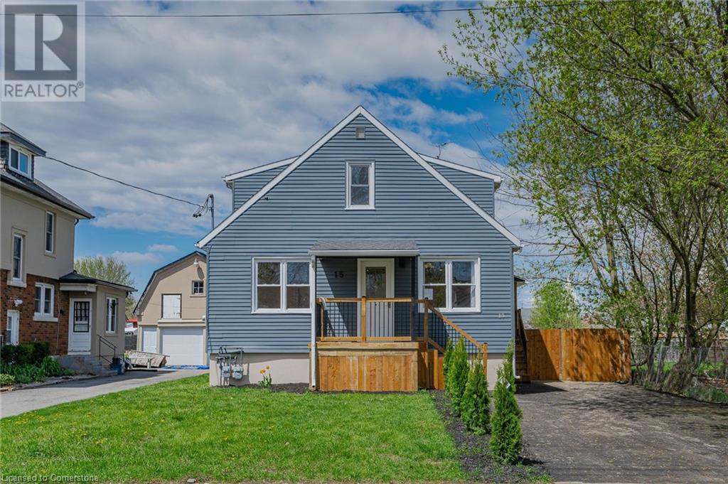15 MCCAIN Street, Port Colborne, Ontario