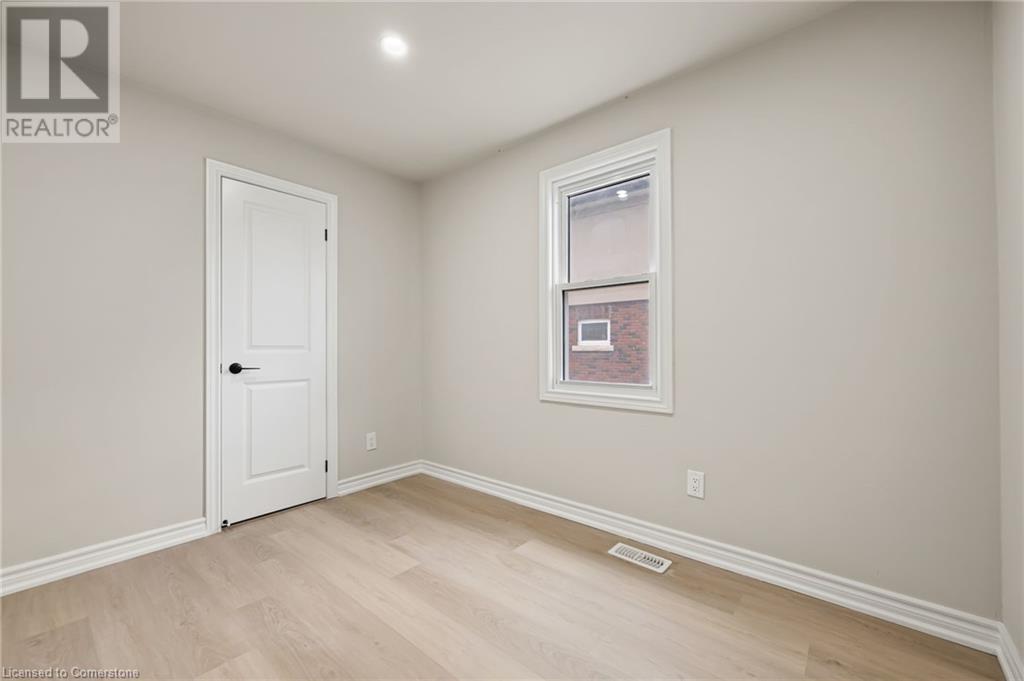 15 Mccain Street, Port Colborne, Ontario  L3K 3P7 - Photo 16 - 40736798