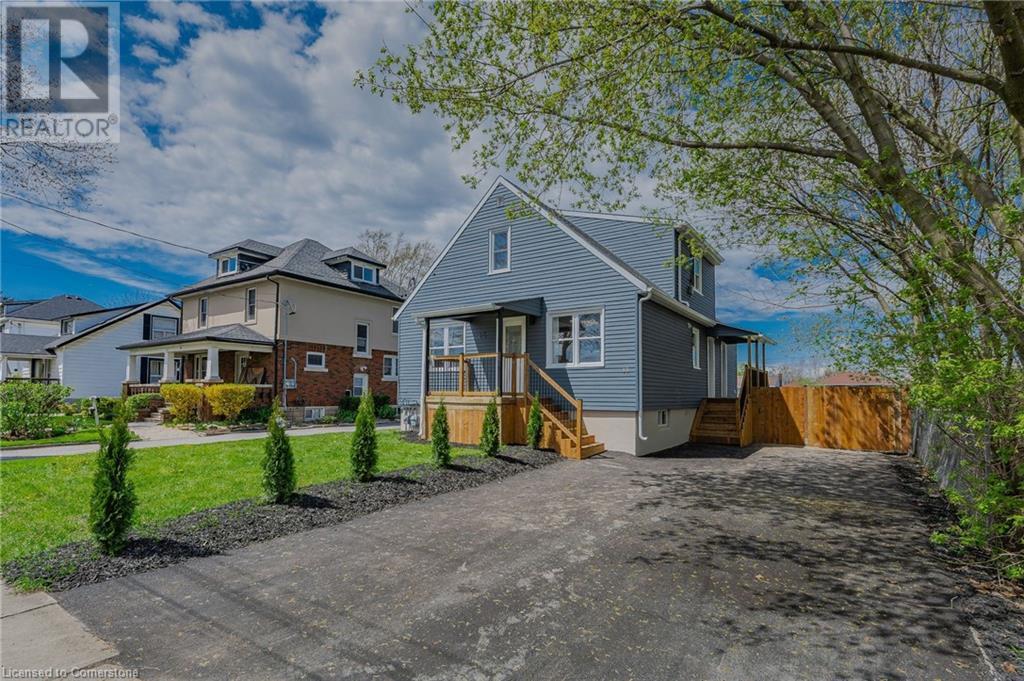 15 Mccain Street, Port Colborne, Ontario  L3K 3P7 - Photo 2 - 40736798