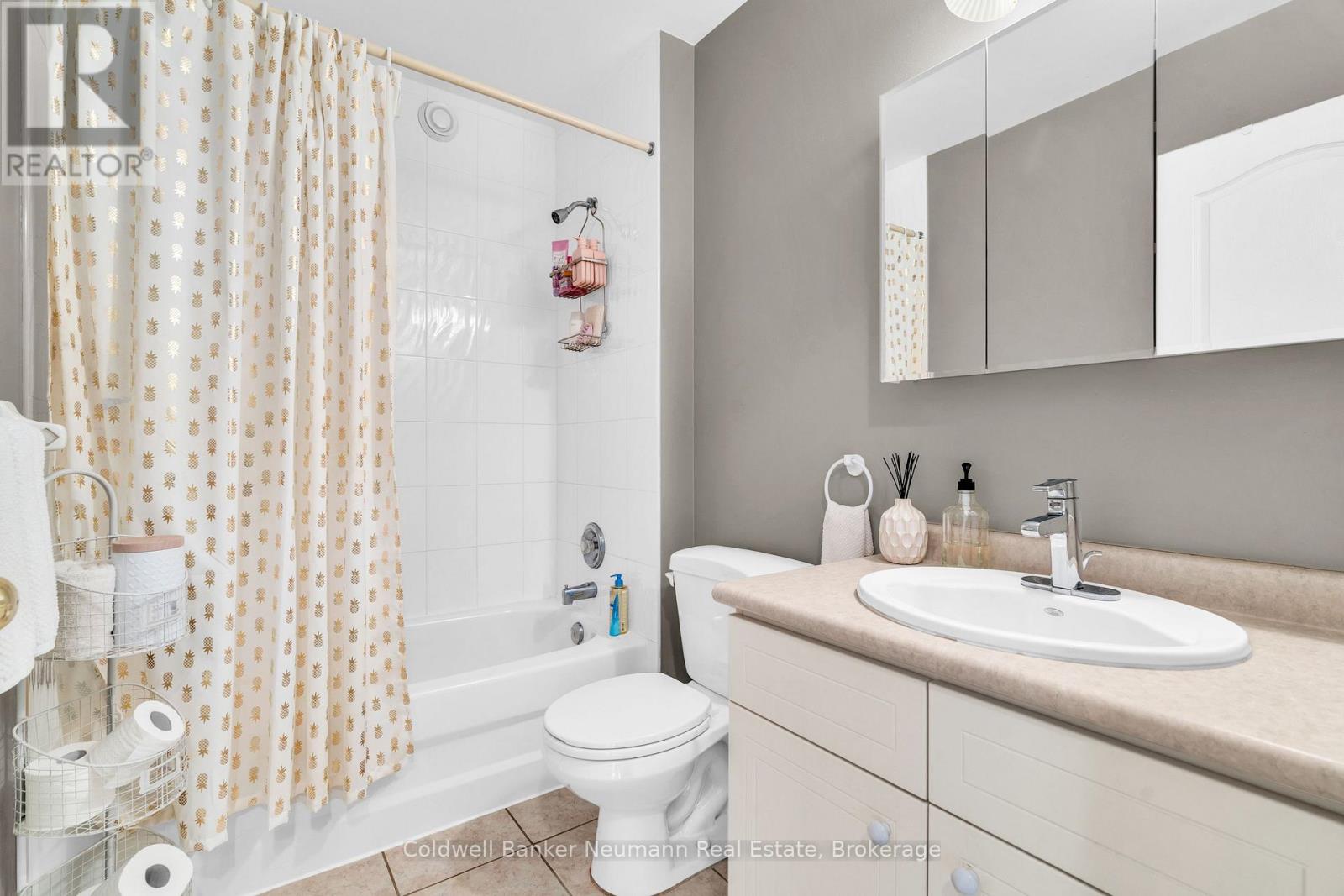 38 Carroll Crescent, Guelph, Ontario  N1G 5B5 - Photo 22 - X12195044