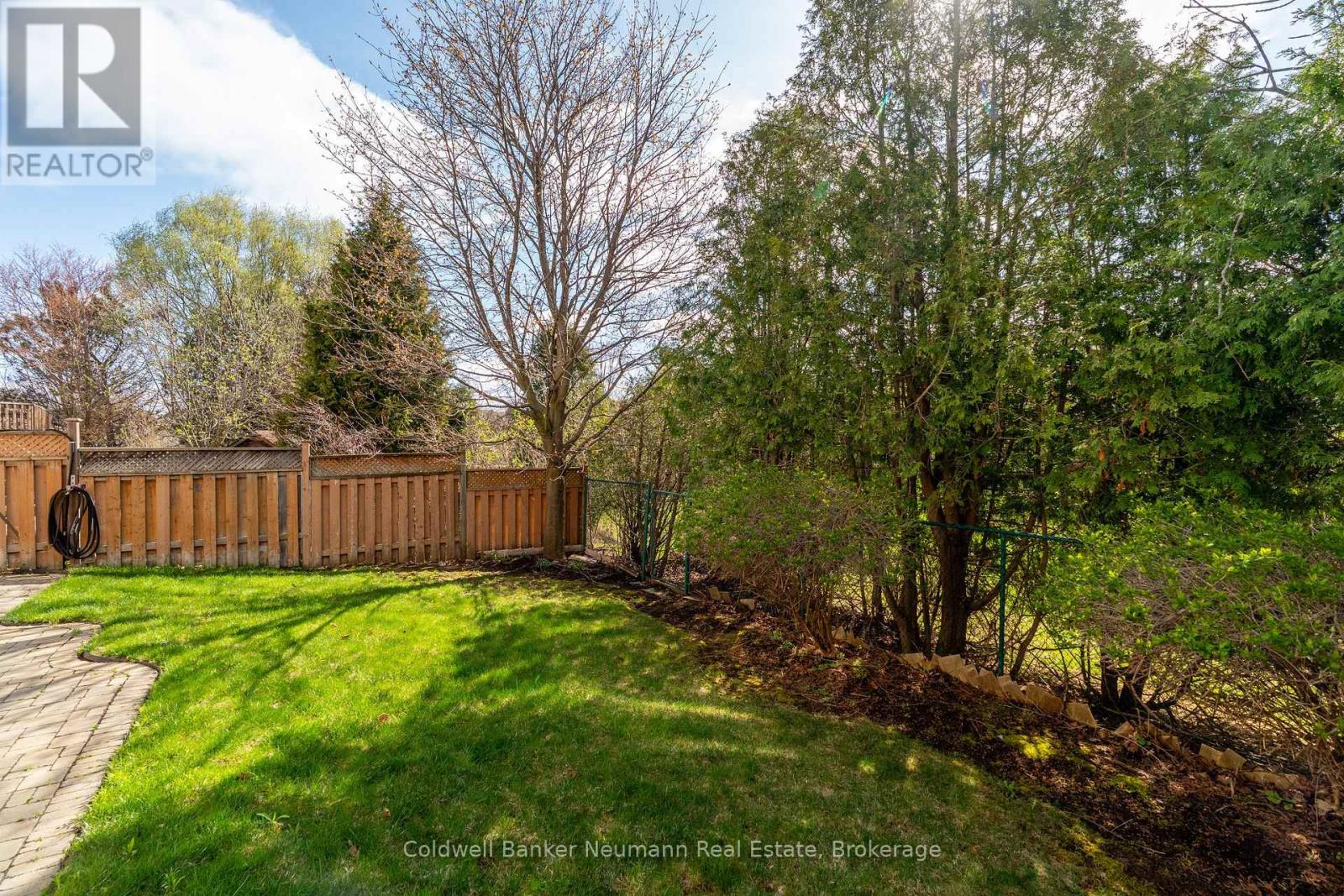 38 Carroll Crescent, Guelph, Ontario  N1G 5B5 - Photo 25 - X12195044