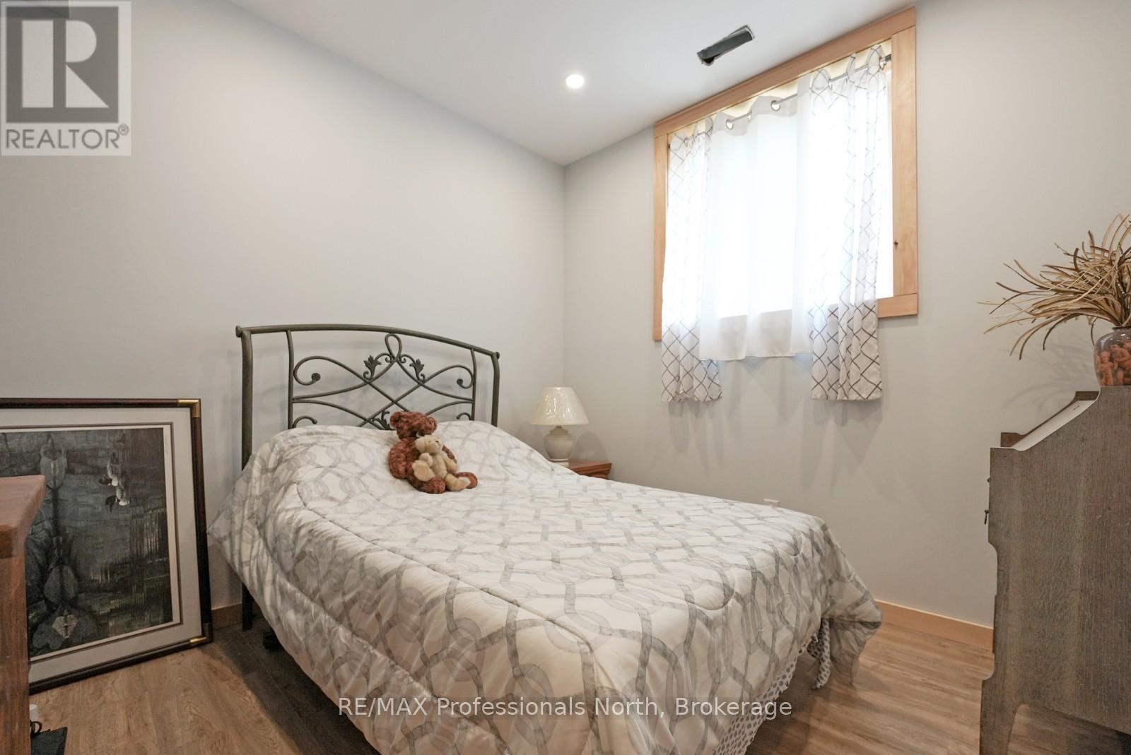 1392 Carroll Road, Dysart Et Al, Ontario  K0M 1S0 - Photo 31 - X12195067