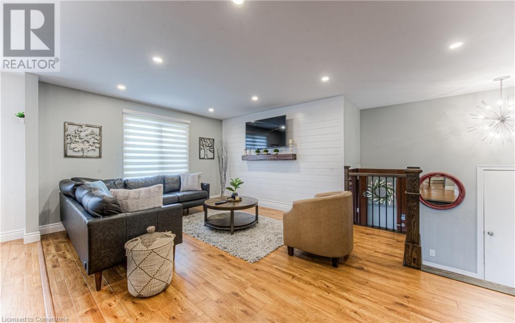 7 Ashley Court, Kitchener, Ontario  N2E 2Z6 - Photo 10 - 40737099