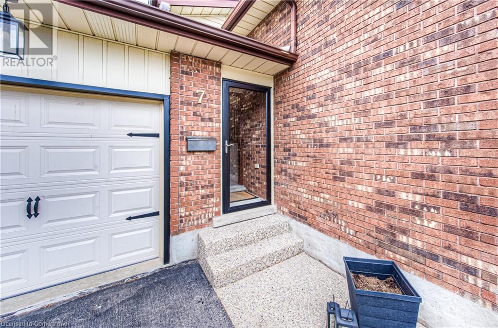 7 Ashley Court, Kitchener, Ontario  N2E 2Z6 - Photo 27 - 40737099