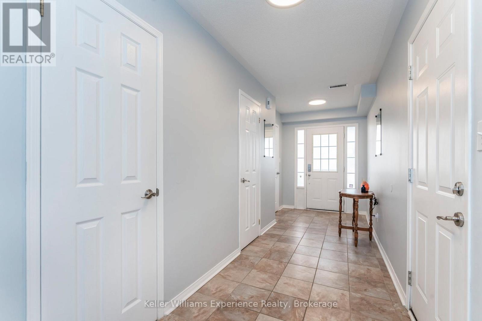 4 - 4 Beck Boulevard, Penetanguishene, Ontario  L9M 2H3 - Photo 6 - S12195148