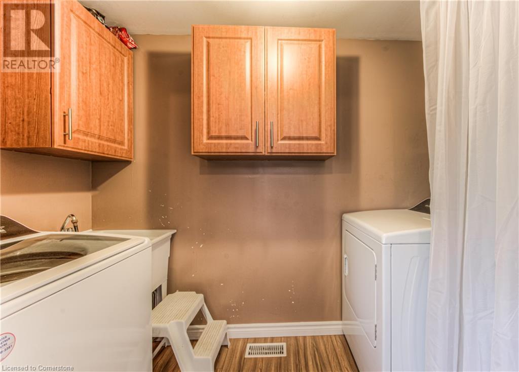 82 Roseneath Crescent, Kitchener, Ontario  N2E 1V9 - Photo 17 - 40737323