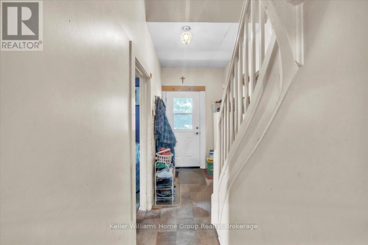 5437 Hamilton Street, Niagara Falls, Ontario  L2E 2W5 - Photo 5 - X12195174