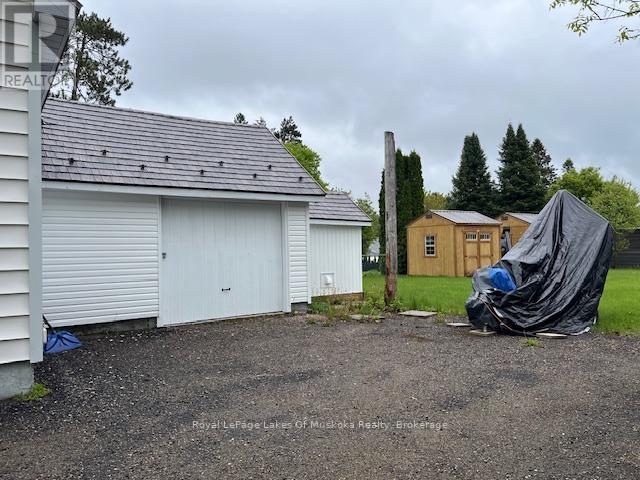 5 Main Street, Sundridge, Ontario  P0A 1Z0 - Photo 4 - X12195205