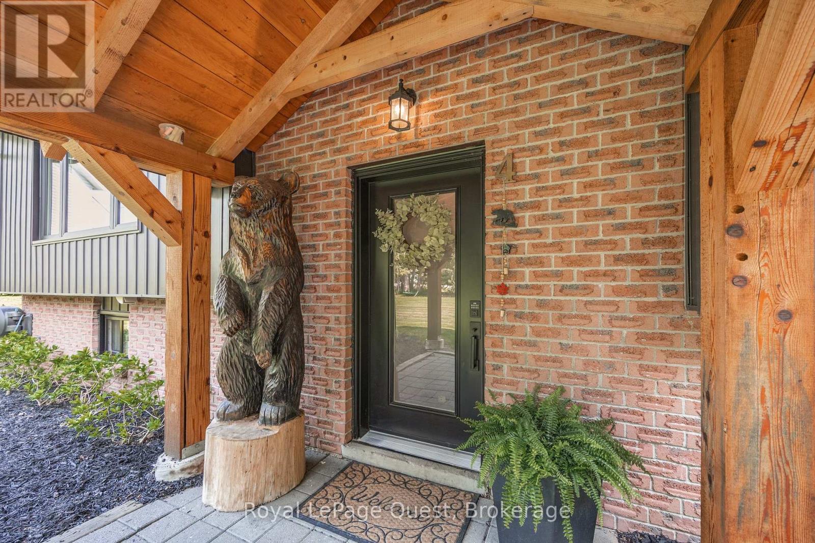 4 Cedarbrook Crescent, Oro-Medonte, Ontario  L0L 1T0 - Photo 4 - S12195256