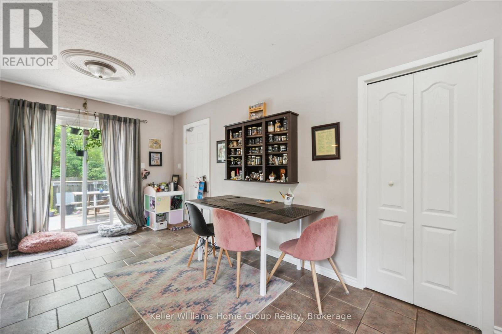 234 Delhi Street, Guelph, Ontario  N1E 4K2 - Photo 11 - X12195327