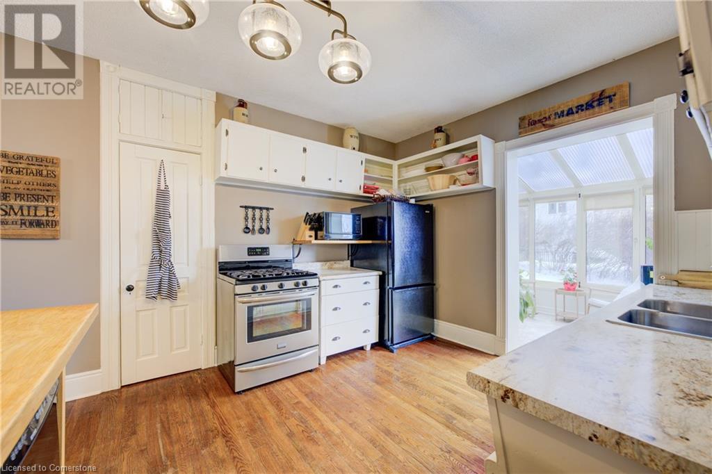 164 Queen Street E, Cambridge, Ontario  N3C 2B2 - Photo 10 - 40737430