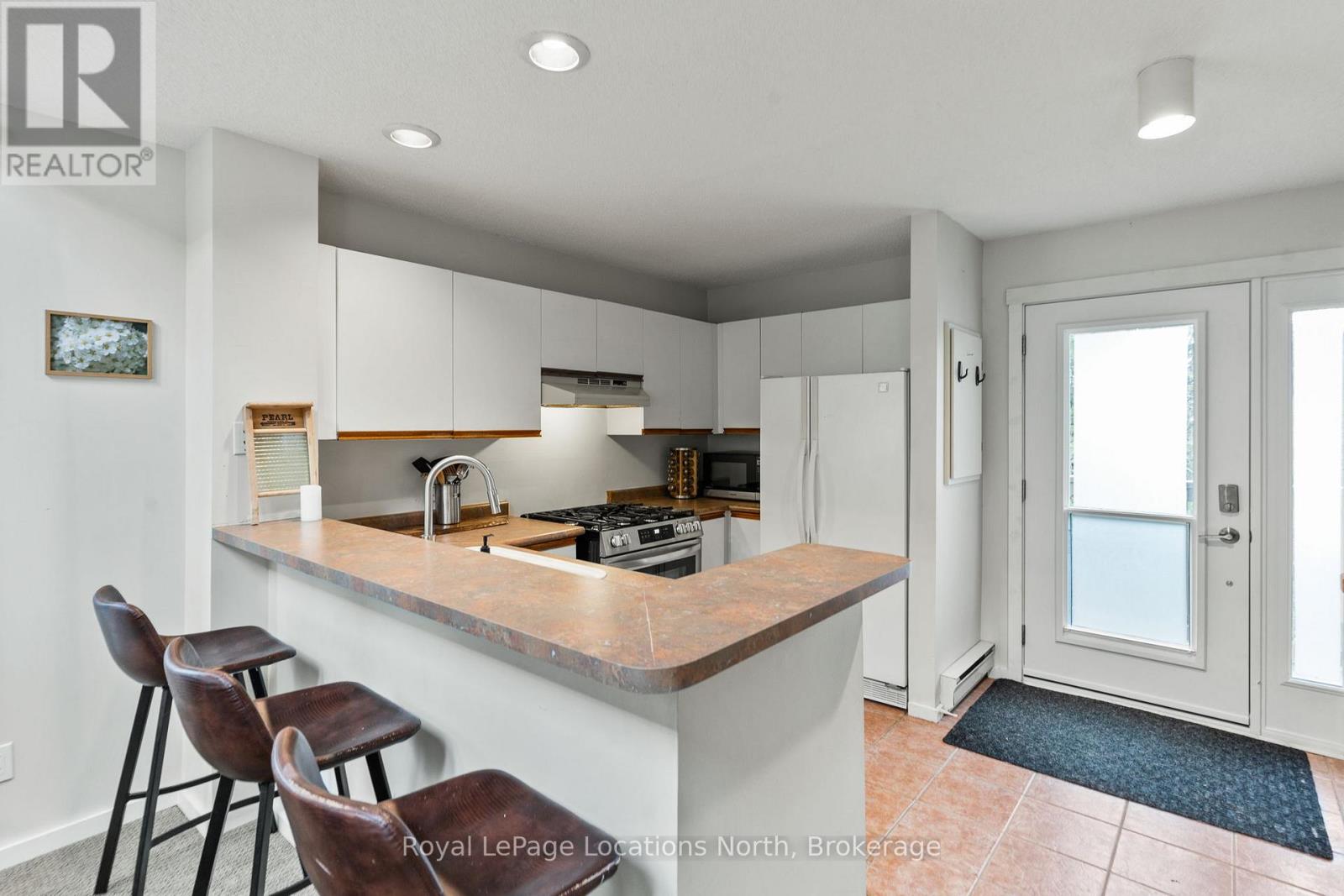 180 - 49 Trott Boulevard, Collingwood, Ontario  L9Y 5B8 - Photo 10 - S12195570