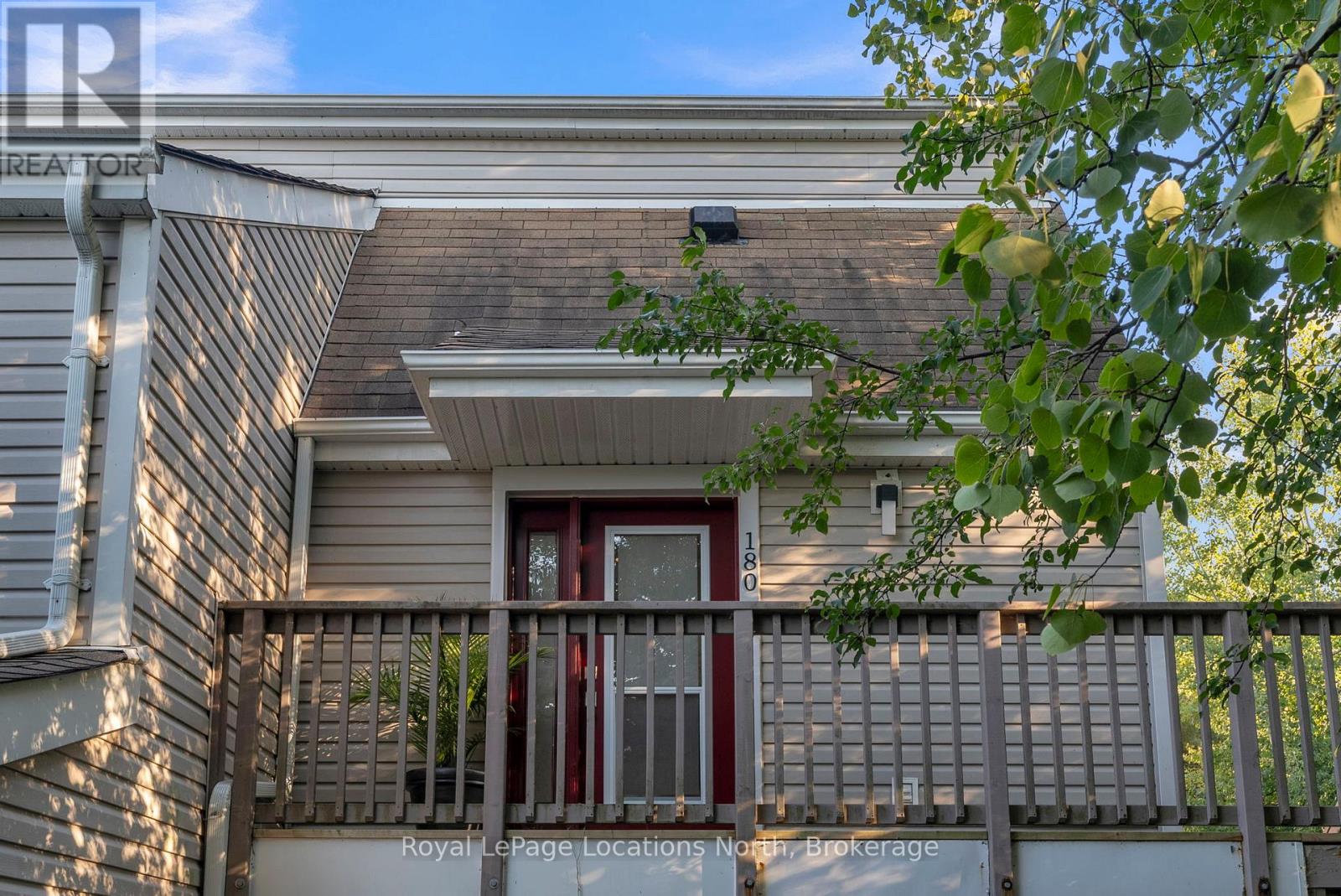 180 - 49 Trott Boulevard, Collingwood, Ontario  L9Y 5B8 - Photo 2 - S12195570
