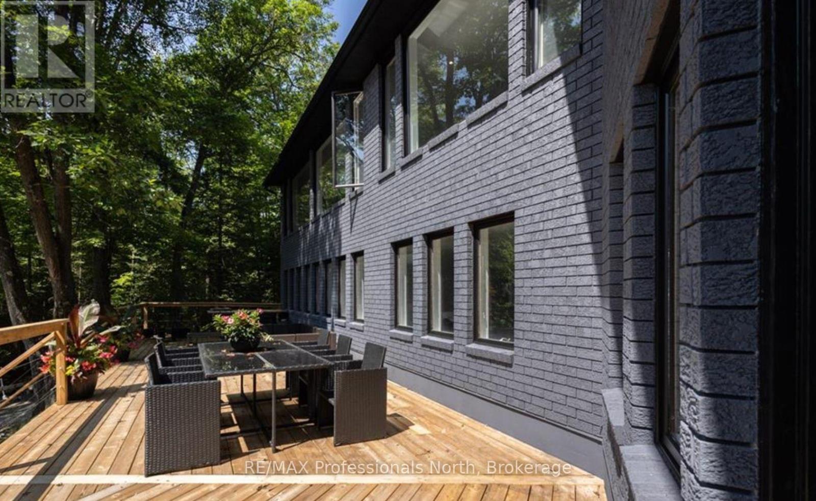 1023 South Ril Lake Road, Lake Of Bays, Ontario  P0B 1A0 - Photo 3 - X12195822