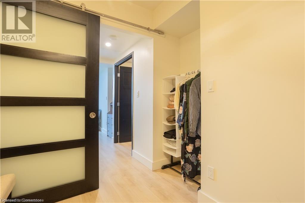 145 Columbia Street Unit# 911, Waterloo, Ontario  N2L 0K7 - Photo 9 - 40736376