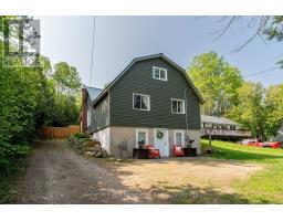 102 JAMES STREET, Burk's Falls, Ontario