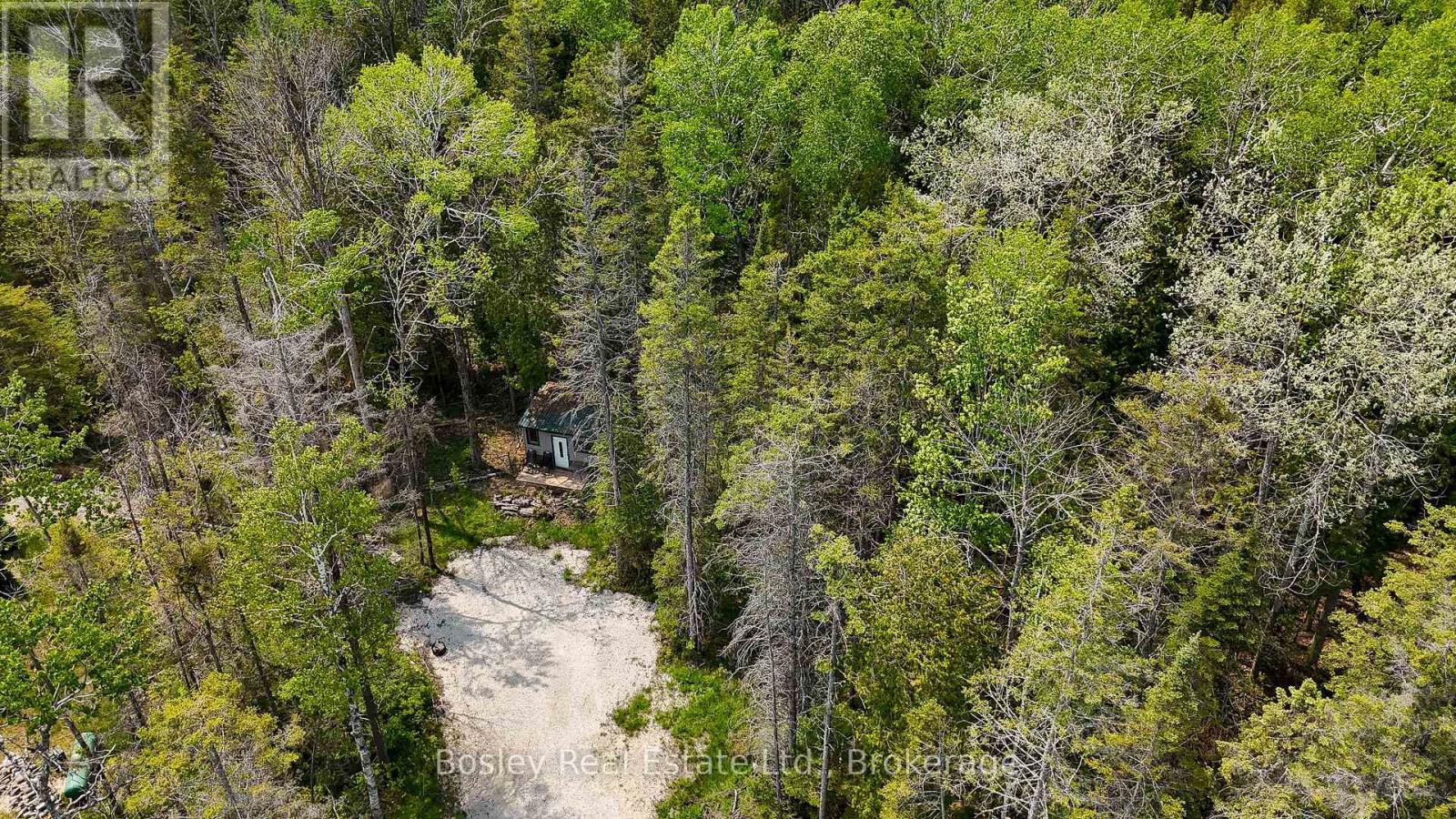 6 Henwood Street, Northern Bruce Peninsula, Ontario  N0H 2M0 - Photo 10 - X12196057