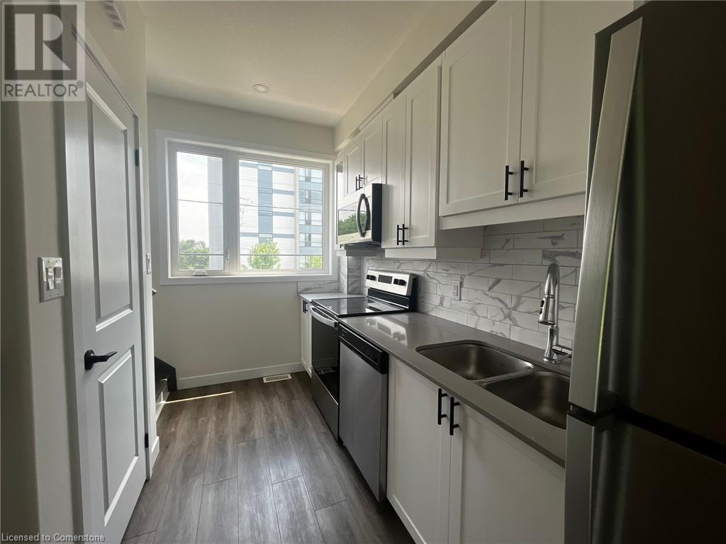 650 Victoria Street S Unit# D, Kitchener, Ontario  N2H 5G1 - Photo 3 - 40737591
