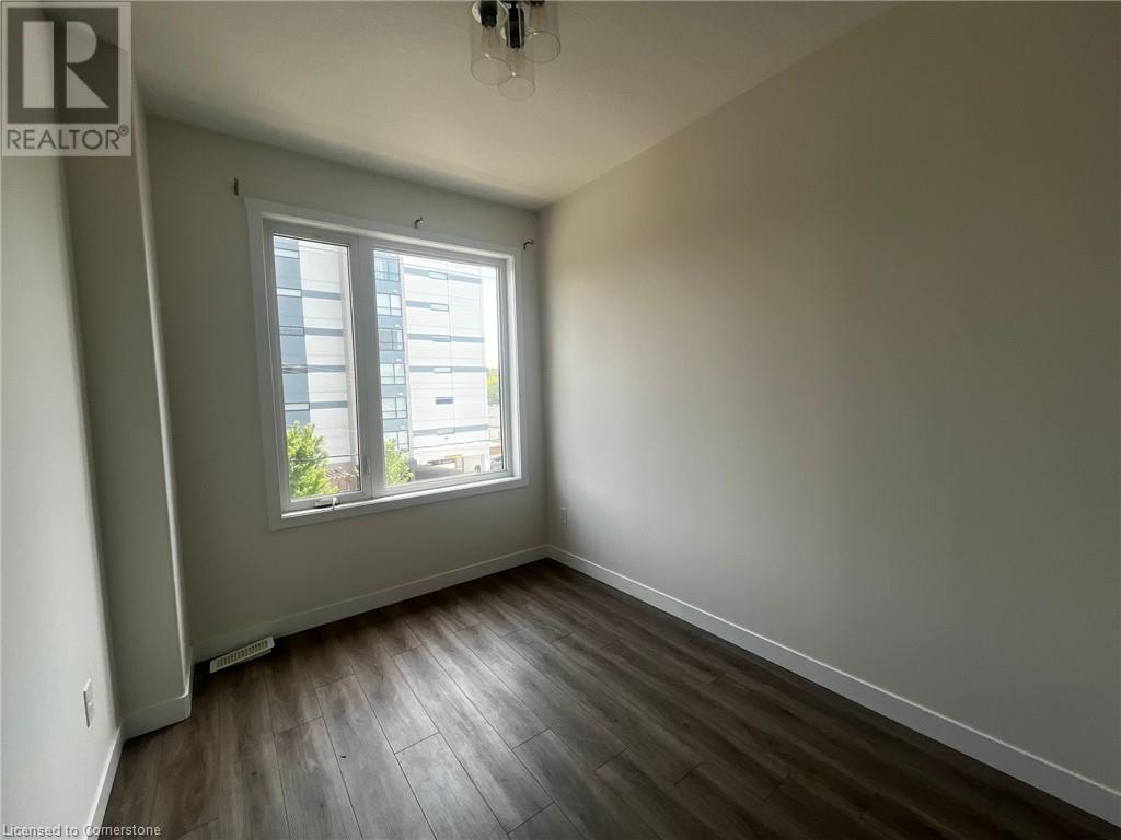 650 Victoria Street S Unit# D, Kitchener, Ontario  N2H 5G1 - Photo 4 - 40737591