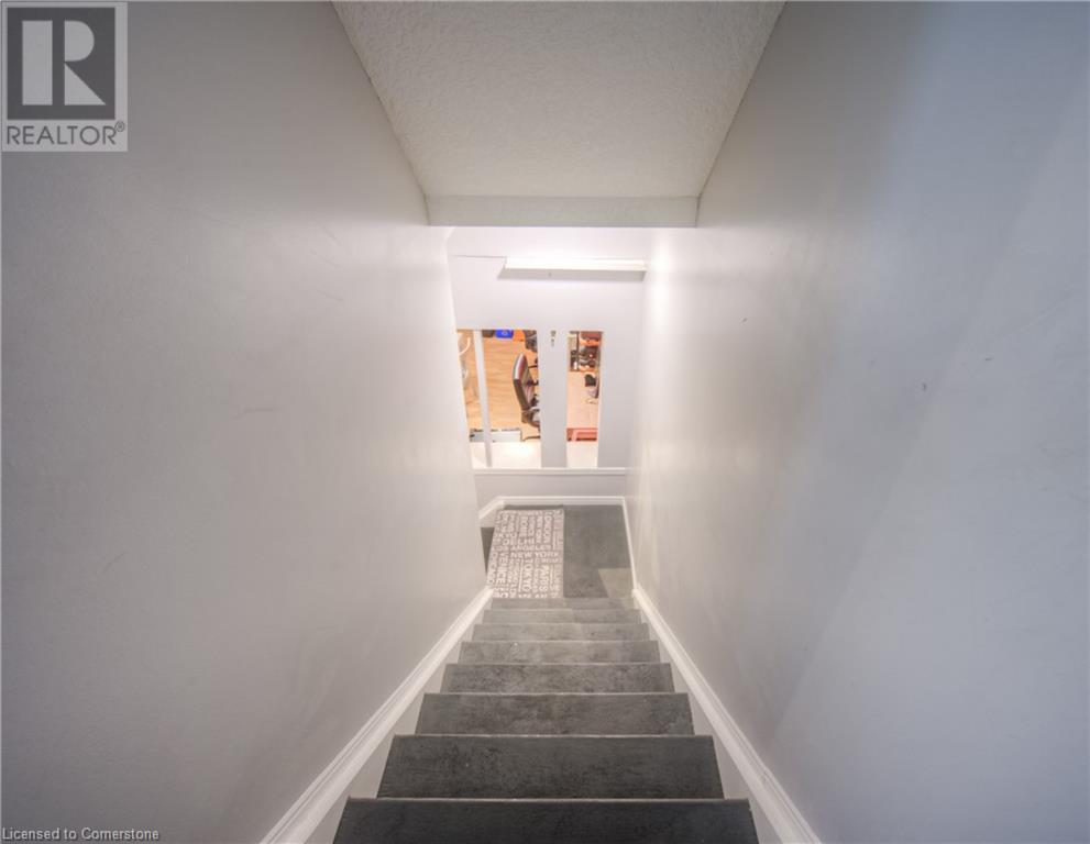 111 King William Court, Cambridge, Ontario  N3C 4J3 - Photo 21 - 40737237