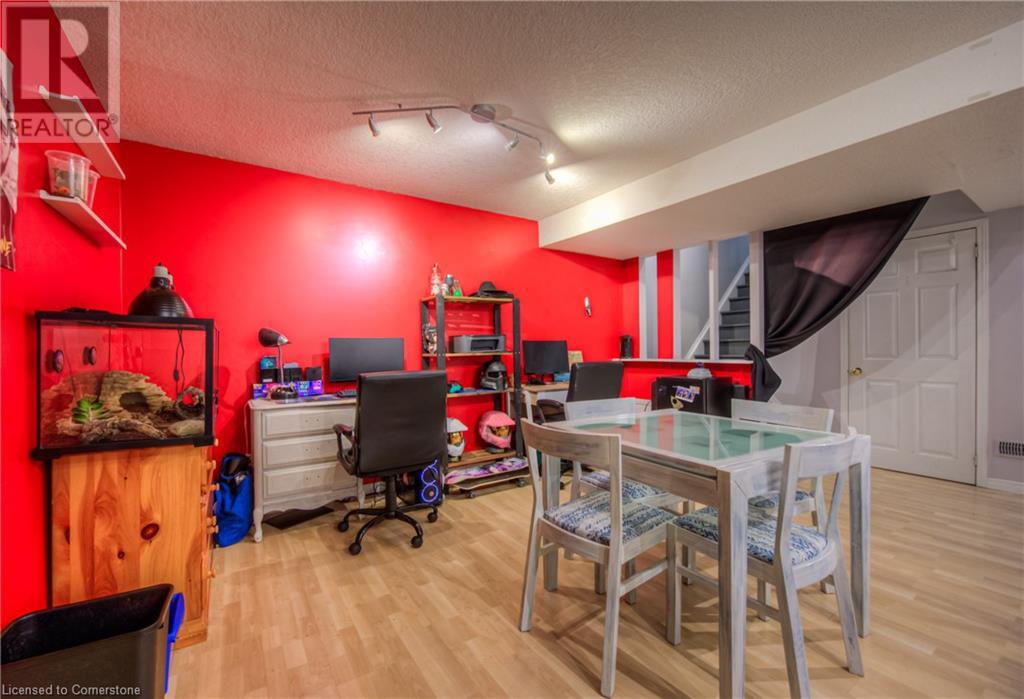 111 King William Court, Cambridge, Ontario  N3C 4J3 - Photo 24 - 40737237