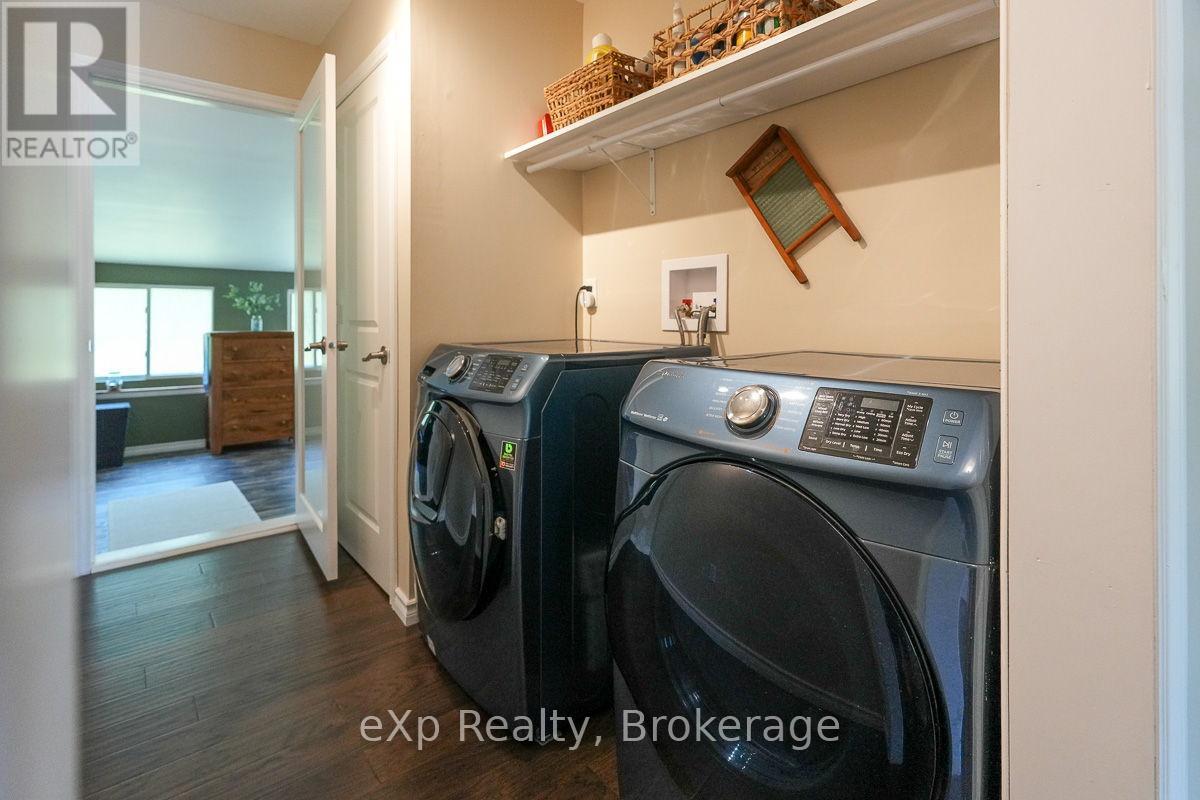 35 Cardinal Avenue, South Bruce Peninsula, Ontario  N0H 2T0 - Photo 23 - X12196138