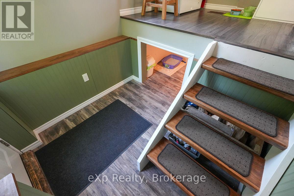 35 Cardinal Avenue, South Bruce Peninsula, Ontario  N0H 2T0 - Photo 24 - X12196138
