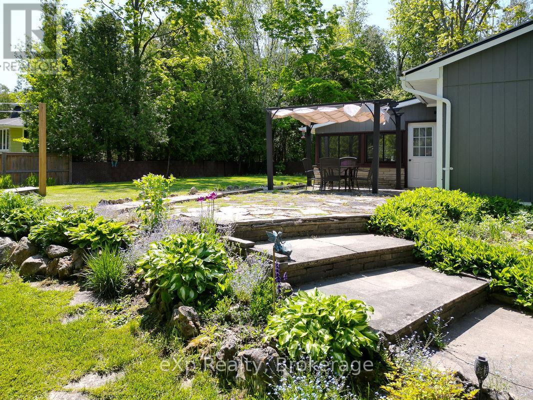35 Cardinal Avenue, South Bruce Peninsula, Ontario  N0H 2T0 - Photo 31 - X12196138