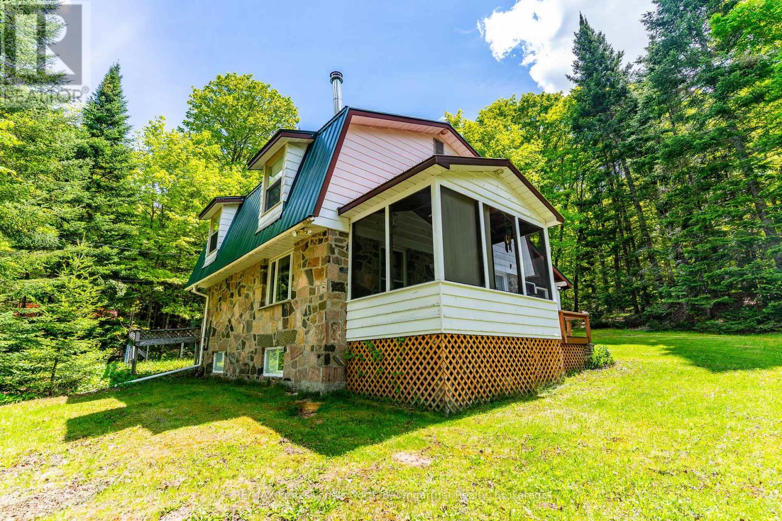 18053 Highway 35, Algonquin Highlands, Ontario  K0M 1J2 - Photo 31 - X12196245