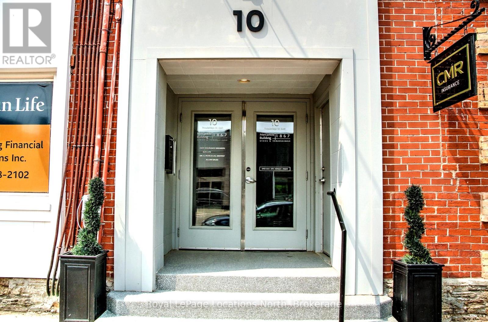 302 - 10 Trowbridge Street E, Meaford, Ontario  N4L 1A5 - Photo 1 - X12196559