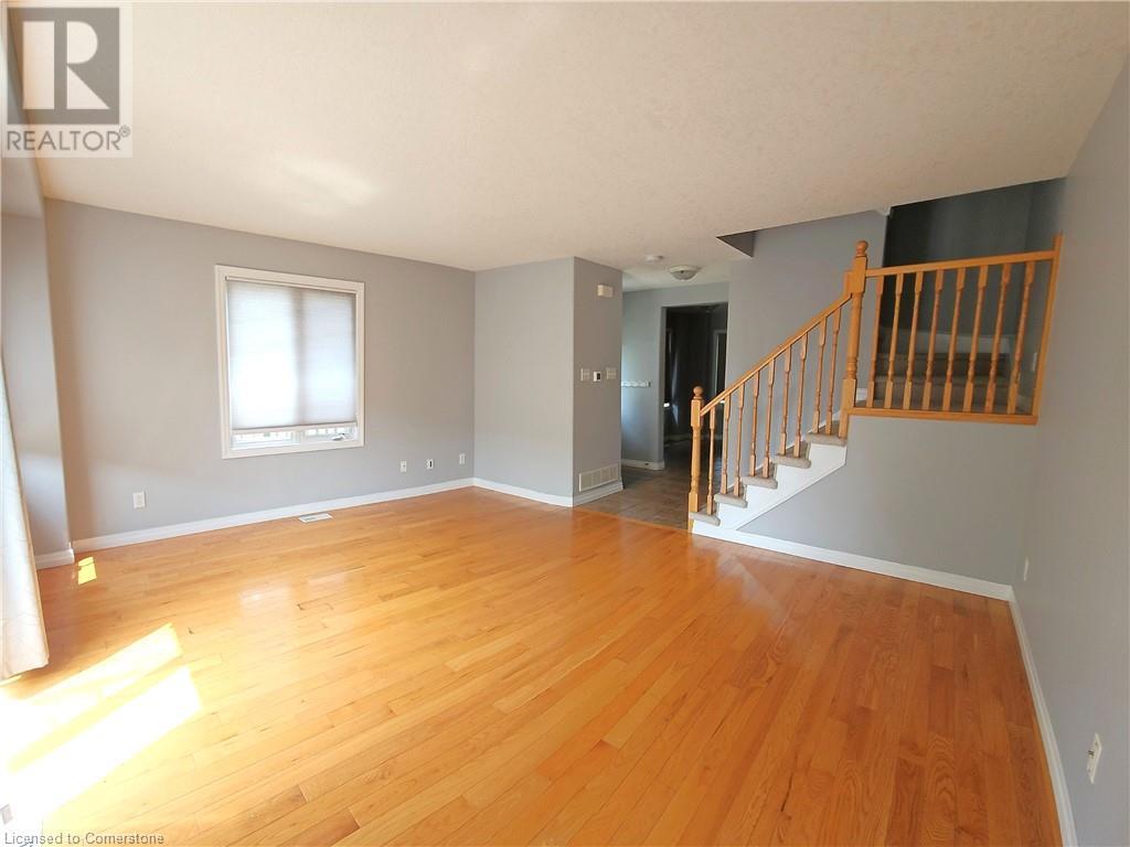 535 Windflower Crescent Unit# 11, Kitchener, Ontario  N2E 4L7 - Photo 2 - 40736990
