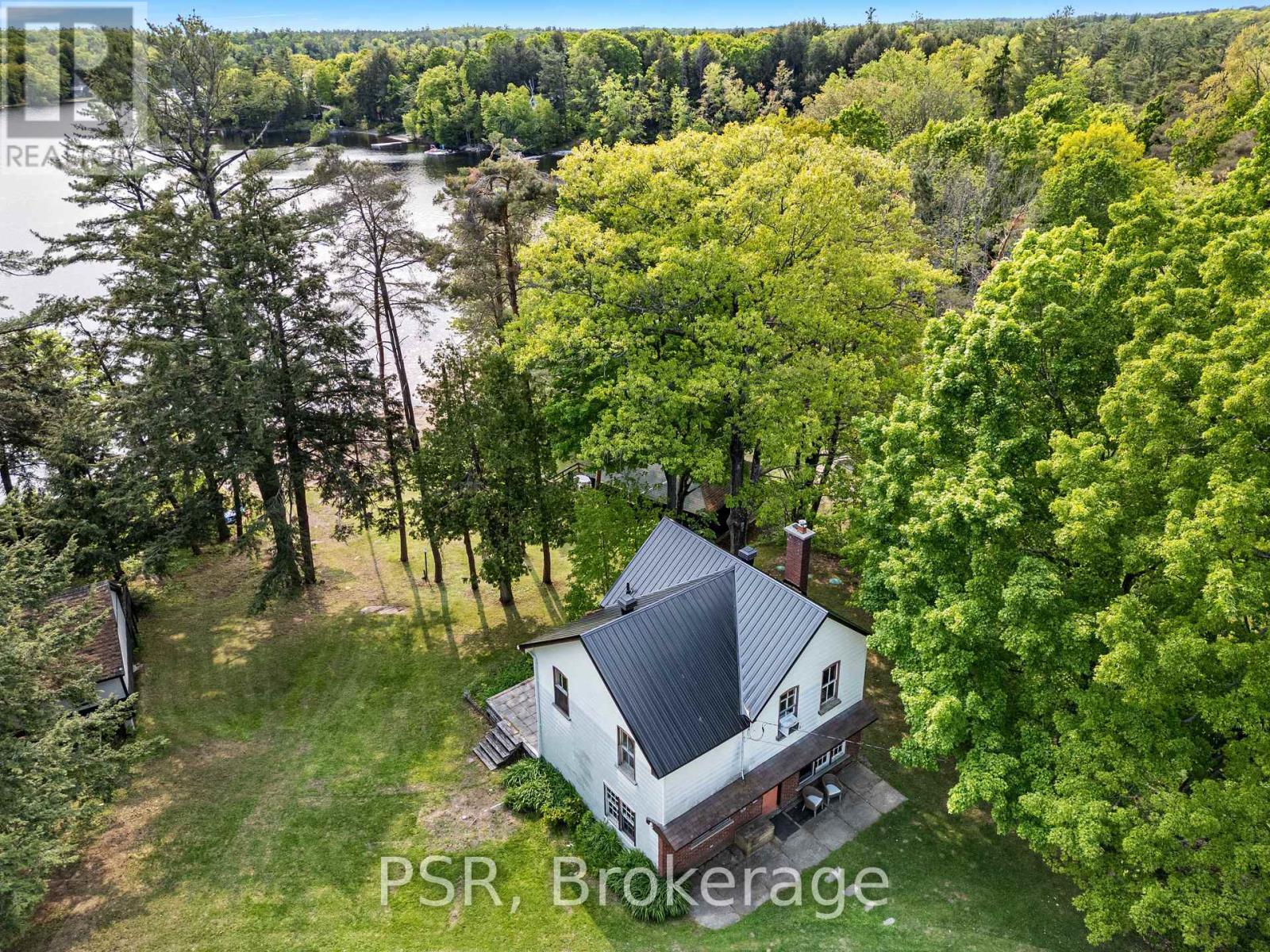 1113 Moon River Road, Muskoka Lakes, Ontario  P0C 1A0 - Photo 13 - X12196985